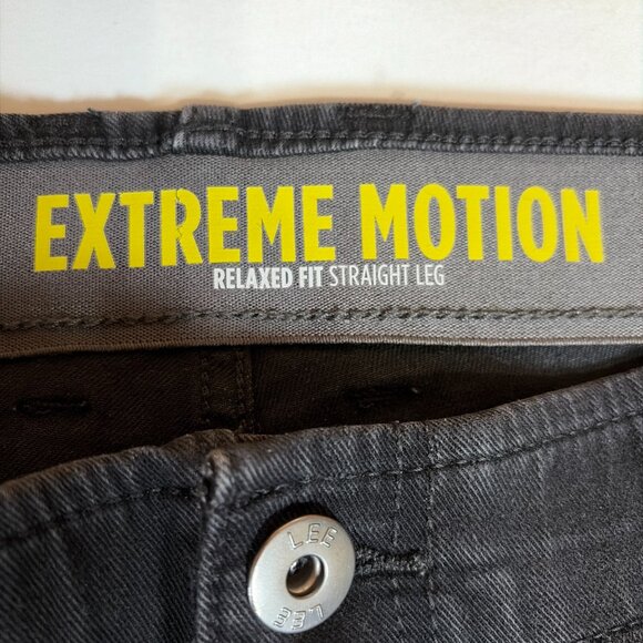 Lee Extreme Motion Relaxed Fit Straight Leg Jeans Men's 48x30 Black - Picture 6 of 9